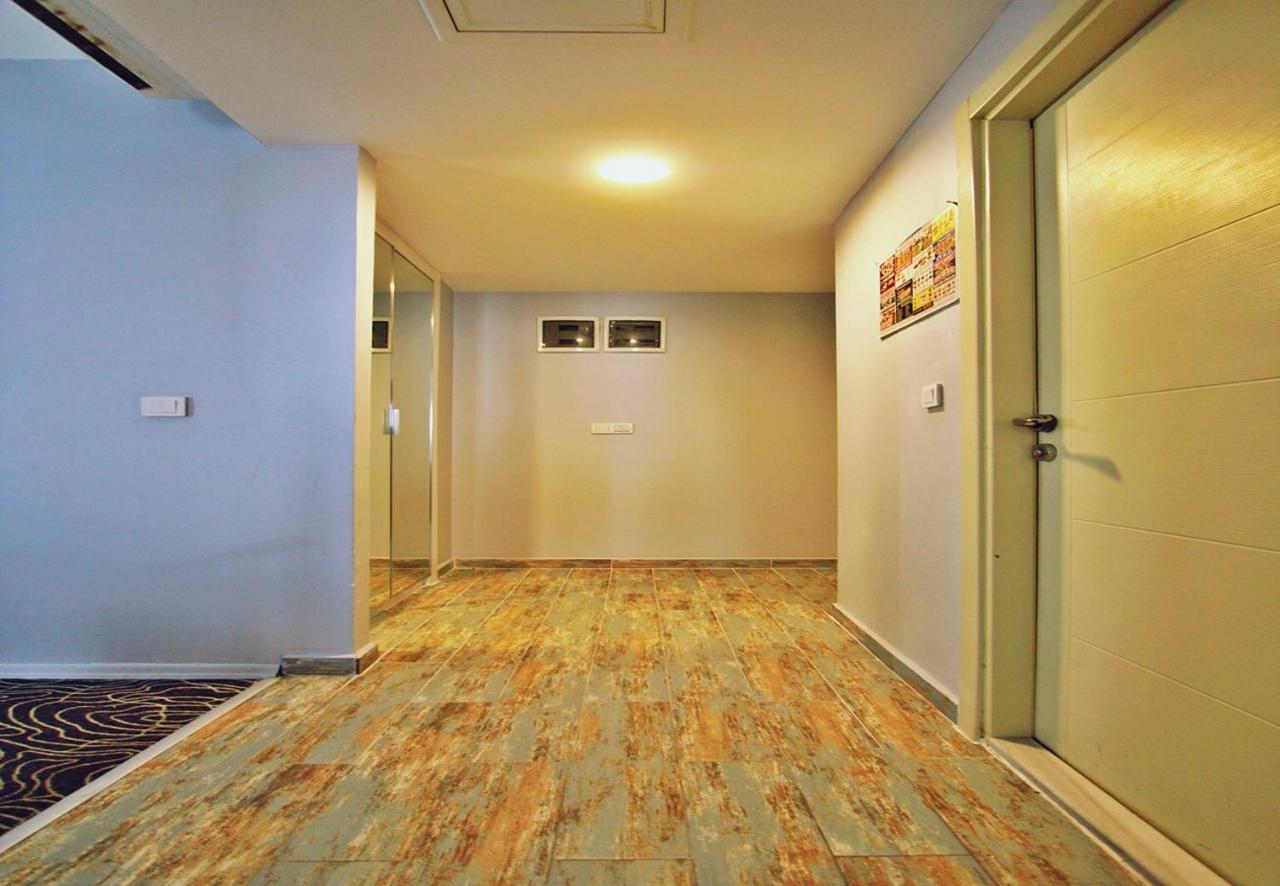 Red House Vip Apartmant Suites Istanbul Exterior photo